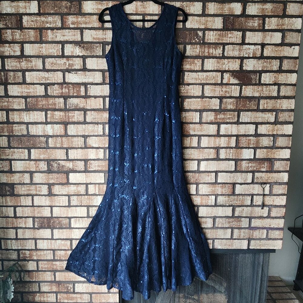 Alex Evenings Long Sleeveless Blue Lace Trumpet Sequin Dress Size 8